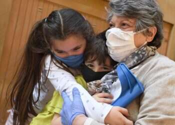 מחקר ייחודי: סבתות, נכדים, קורונה וריקודים