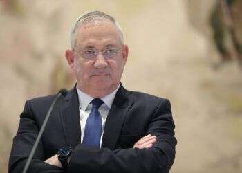 בדרך לחוק נורבגי: בכחול לבן מקווים להכניס ח"כים צייתנים