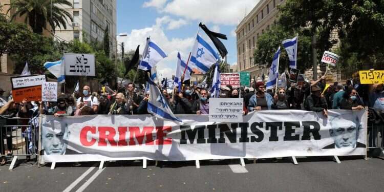 פתיחת משפט נתניהו: מטען הנפץ החברתי הונח