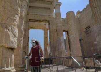 במערב מתאוששים מהקורונה, במדינות אחרות המצב מחמיר