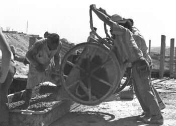 כשהשמאל סיפח במלוא הכוח