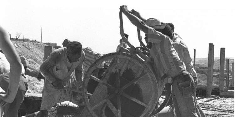 בנייה בתלפיות. צילום: לע כשהשמאל סיפח במלוא הכוח