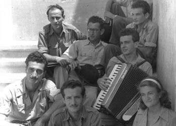 "שאו ציונה" ו-"תוכי יוסי": הסיפורים מאחורי השירים