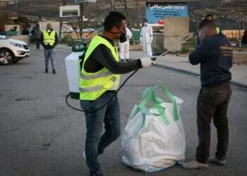 50 אלף פלסטינים חוזרים לעבוד בישראל הקטנה