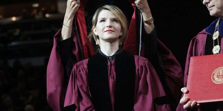 אילמות ואלימות:סיפור אמיתי שהוא גם תרגיל מחשבתי