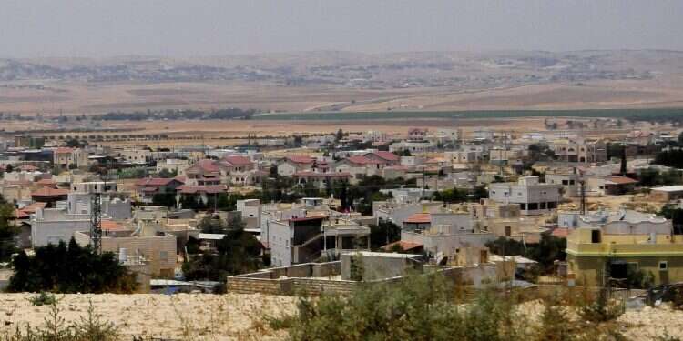 היישוב חורה. צילום: Romayan בני־ברק של הדרום: היישוב חורה מתמודד עם התפשטות הנגיף