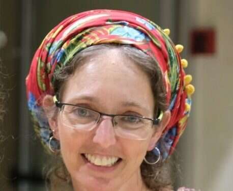 כרמית פיינטוך. צילום: מישל רוטה הזמנה לתת לתפילות מקום גדול יותר בחיינו