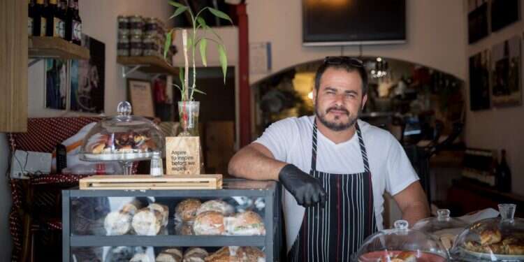 מתרגש מהתמיכה. איציק יעקב. צילום: יונתן זינדל, פלאש 90