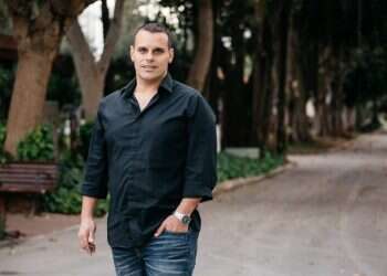 מלחמת חוץ: מאחורי הקלעים במאבק המדיני בחיזבאללה