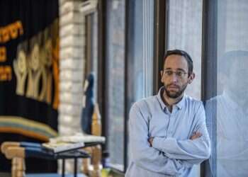 "לא ייתכן שהקורונה לא תשפיע על בתי הכנסת והתפילה"