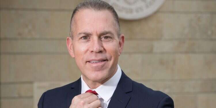 גלעד ארדן. צילום: אוליבייה פיטוסי, פלאש 90 אמריקן סטייל: ארדן מסכם כהונה ומתכונן לתפקיד החדש