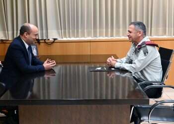 בין צל"ש לתר"ש: סיכום כהונתו הקצרה של בנט בביטחון