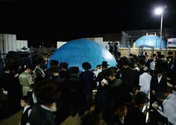 "רשב"י לא התכוון שיעשו מסחרה מהנרות והשמן"