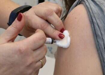 לקראת החורף הבא: חשש מפני מחסור במנות חיסון נגד שפעת