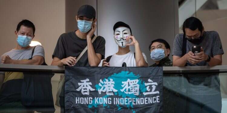 מחאה בהונג קונג נגד החוק לביטחון לאומי. צילום: EPA חסרת זכויות: ארה"ב מקשיחה עמדות בהונג קונג