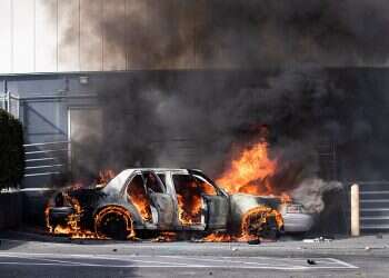 שריפת המועדון רק מזיקה למהפכה