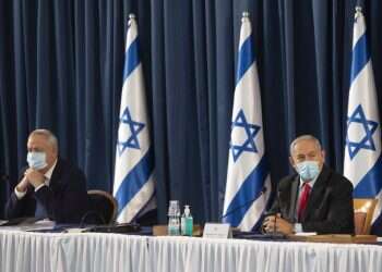 מחיר השלטון: מה תשלם כחול לבן תמורת החוק הנורבגי?