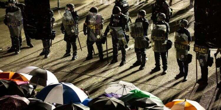 מטרת השמאל האמריקני לגיטימית, אלא שהיא עלולה להפוך לחרב פיפיות