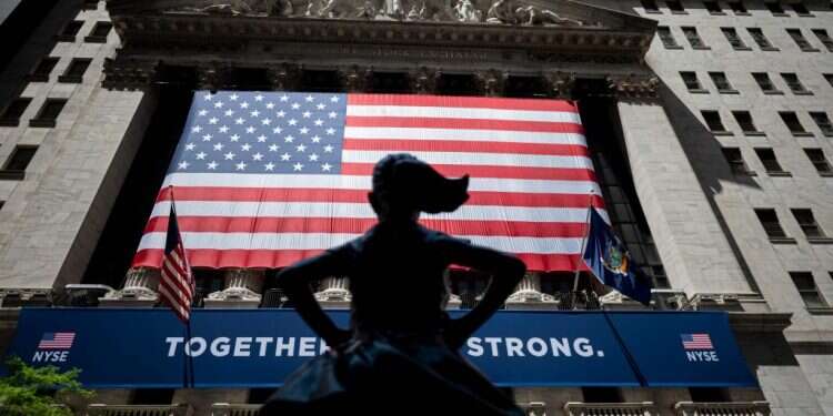 למרות המגפה, האבטלה והמהומות: אופטימיות בשוק המניות בארה"ב