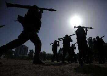 סכסוך פנימי, מבט החוצה: תוכנית אבו מאזן להרחקת הריבונות