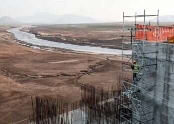 נצור במצרים: הצרות של הנשיא א־סיסי פזורות בכל גבולותיו