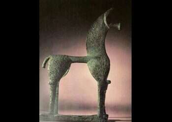 דרמה משפטית: למי שייך סוס הברונזה העתיק שנשדד מיוון?