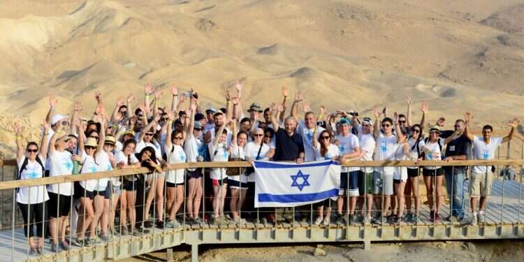 הצעירים נוהרים: התוכנית שחיברה את יהודי העולם לישראל