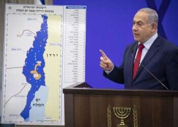 הפרשנית לענייני ערבים שכל טוויטר ממתין למוצא פיה