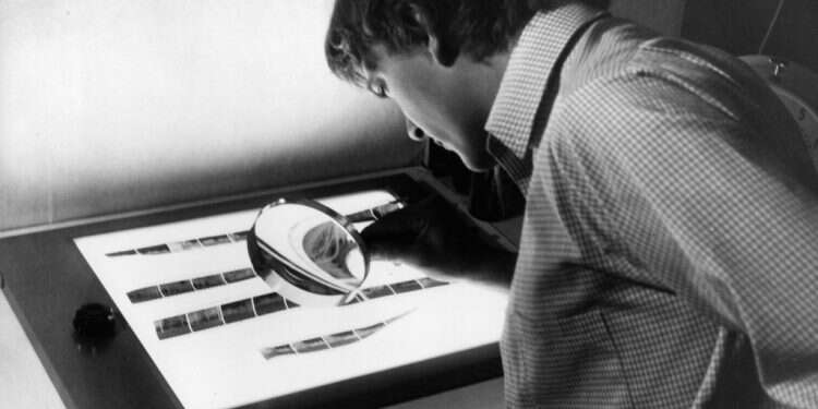 מתוך הסרט Blow Up. צילום: גטי אימג'ס כוחניות, ניכור ו"התפוצצות": הצנזורה החדשה של השמאל הפרוגרסיבי