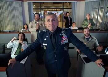 לרוקן את החלל: לקומדיה החדשה של נטפליקס אין פאנץ'