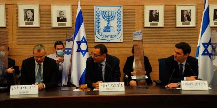 ועדת החוץ והביטחון. צילום: עדינה ולמן, דוברות הכנסת חשש מהגירת פלסטינים לשטחים המיועדים להחלת ריבונות