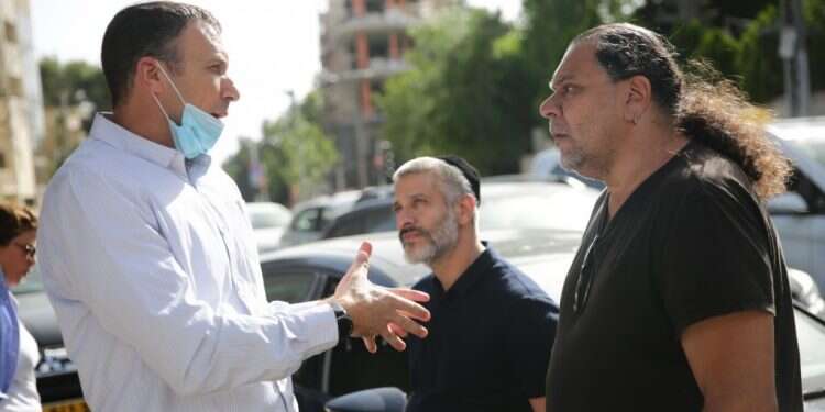 מזרחי משוחח עם ח "לגווע או לשבות ברעב": אנשי התרבות דורשים הקשבה