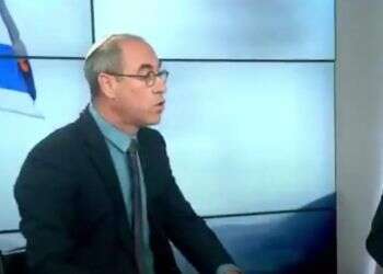 כמו איזה שני משוגעים: התקינות הפוליטית חוצה את גבולות הגרוטסקה