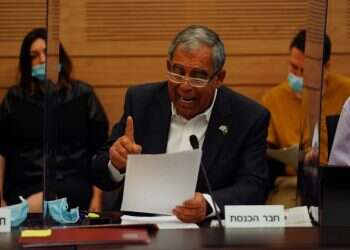 ועדת הכספים אישרה: נתניהו לא ישלם מיסים רטרואקטיבית