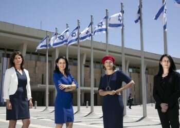 חברות הכנסת החדשות ביום ההשבעה בכנסת, השבוע. מימין לשמאל: קאבלה, פרידמן, שי־וזאן. קוטלר־וונש, צילום: אוליבייה פיטוסי, פלאש 90 על המתקפות, הריבונות וגנץ: הח"כיות של כחול לבן מדברות