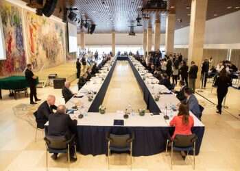 ממשלה מנופחת: קומדיה שתהפוך לפארסה