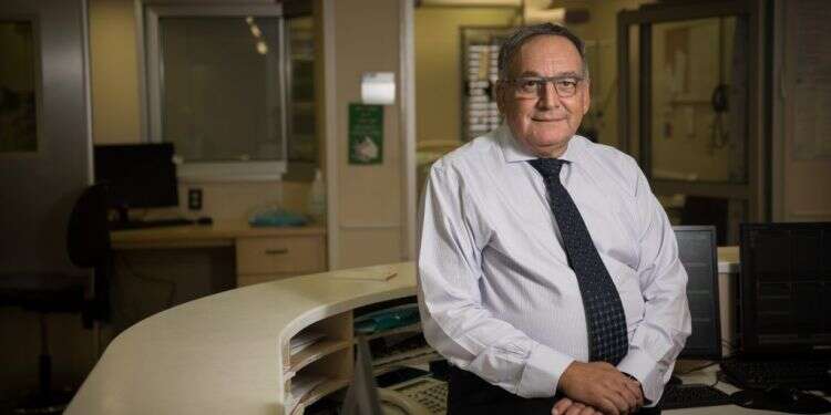 פרופ זאב רוטשטיין. צילום : הדס פרוש/פלאש90
בהדסה הכריזו: ניסוי חיסון לחולת קורונה עבר בהצלחה