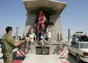 "שגרת חירום מתמדת": כך נראו החיים במובלעת