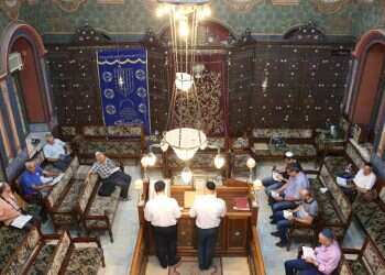 סליחות בנחלאות, תשע אם חינה ואופרוף הולכים יחד גם נוסח התפילה יכול להיות אחיד