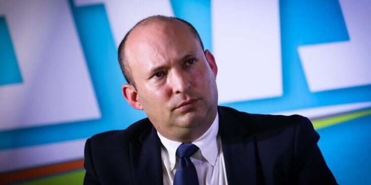 נפתלי בנט. צילום: אורן בן חקון אם בנט לא ייזהר, לא תשאר לו מפלגה להלחם למענה