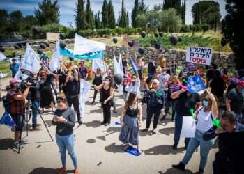 השפעת הקורונה על משקי הבית: מי נפגע יותר ומי פחות