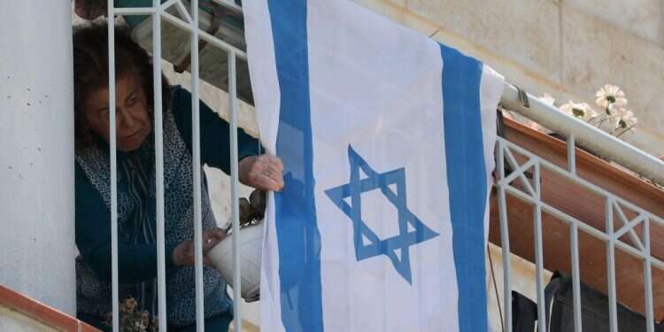 הסגר בפעם השנייה: שעתם הקשה של הקשישים