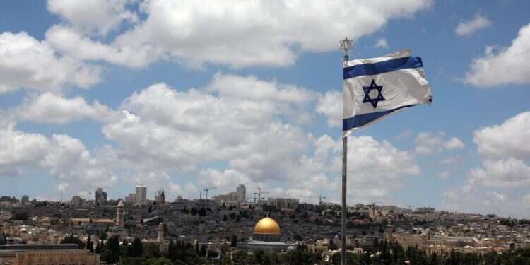 הר הבית. צילום: EPA מהתגשמות החורבן להתגשמות הנבואה: נטילת חלק בבניינה של ירושלים