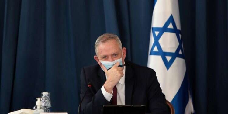 ראש הממשלה החליפי בני גנץ. צילום: EPA הערובה של גנץ לתמיכה בתקציב: ראשות ממשלת מעבר