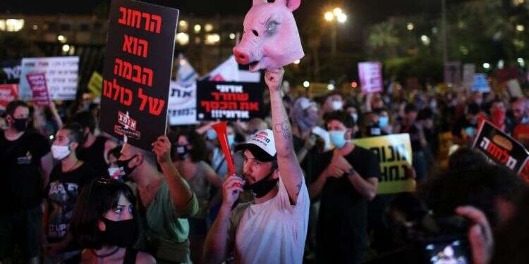 כדי לצאת מהמשבר המדינה והאזרחים צריכים לחשוב אחרת