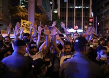 איבוד השליטה הפוליטית בשמאל גורם לביטויי אלימות נגד נתניהו