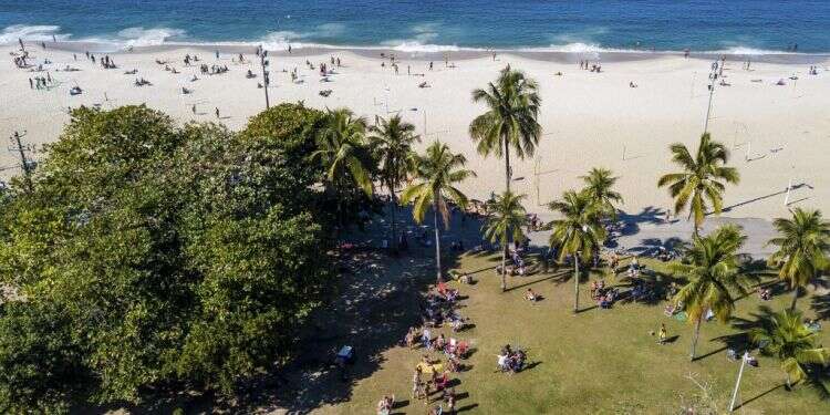 יהדות ברזיל והקורונה: ריקודי עם בזום ו"ברמוביל"