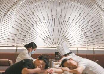 מנוחת הלוחמים: הגרסה הסינית לאמא הפולניה