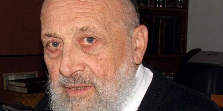 הרב סיני אדלר ז קידוש השם בלילות סוערים: הרב סיני אדלר נפטר בגיל 92