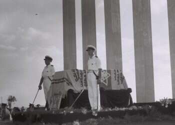 האם ראוי שיהודים שחיו כל חייהם בתפוצות ייקברו בארץ ישראל?